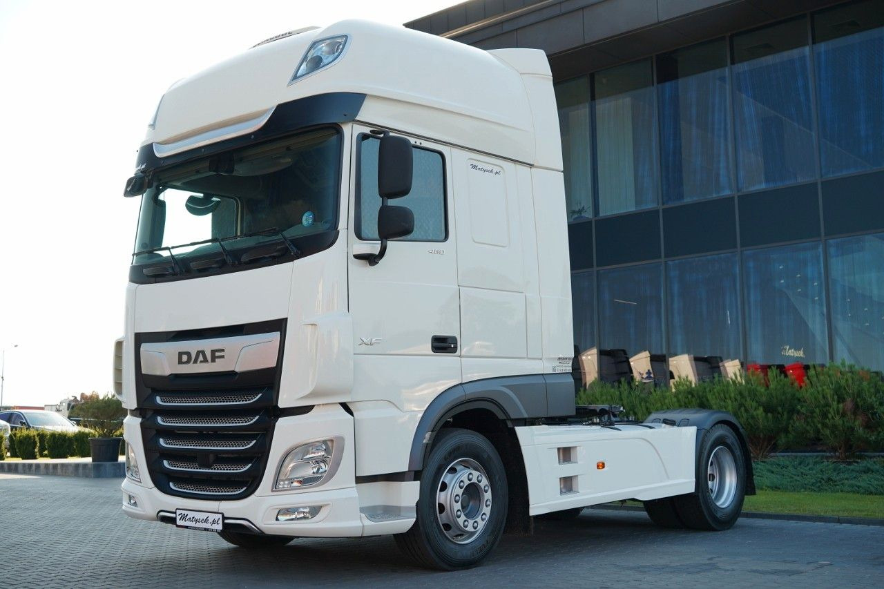 DAF XF 480 / 2021 ROK / SSC / OPONY 100 % / I PARK-C - Sattelzugmaschine: das Bild 2 DAF XF 480 / 2021 ROK / SSC / OPONY 100 % / I PARK-C - Sattelzugmaschine: das Bild 2