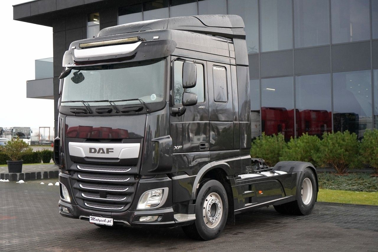 DAF XF 480 / SPACE CAB / HYDRAULIKA / ALUFELGI / - Sattelzugmaschine: das Bild 4 DAF XF 480 / SPACE CAB / HYDRAULIKA / ALUFELGI / - Sattelzugmaschine: das Bild 4