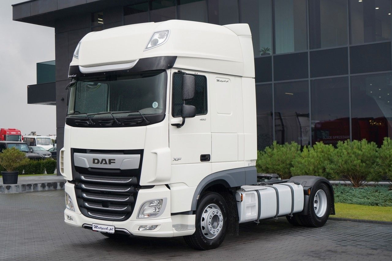 DAF XF 480 / SUPER SPACE CAB / OPONY 100% / 2021 RO - Sattelzugmaschine: das Bild 2 DAF XF 480 / SUPER SPACE CAB / OPONY 100% / 2021 RO - Sattelzugmaschine: das Bild 2