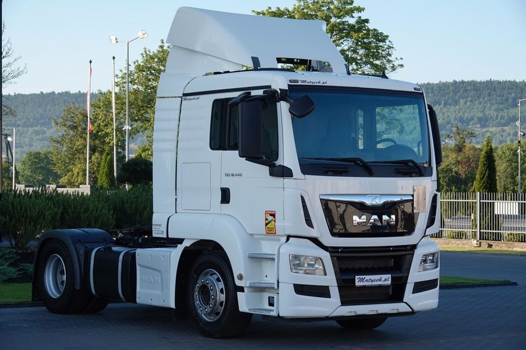 MAN TGS 18.440 / 13L / NISKA KABINA / WAGA: 6900 / M - Sattelzugmaschine: das Bild 2 MAN TGS 18.440 / 13L / NISKA KABINA / WAGA: 6900 / M - Sattelzugmaschine: das Bild 2
