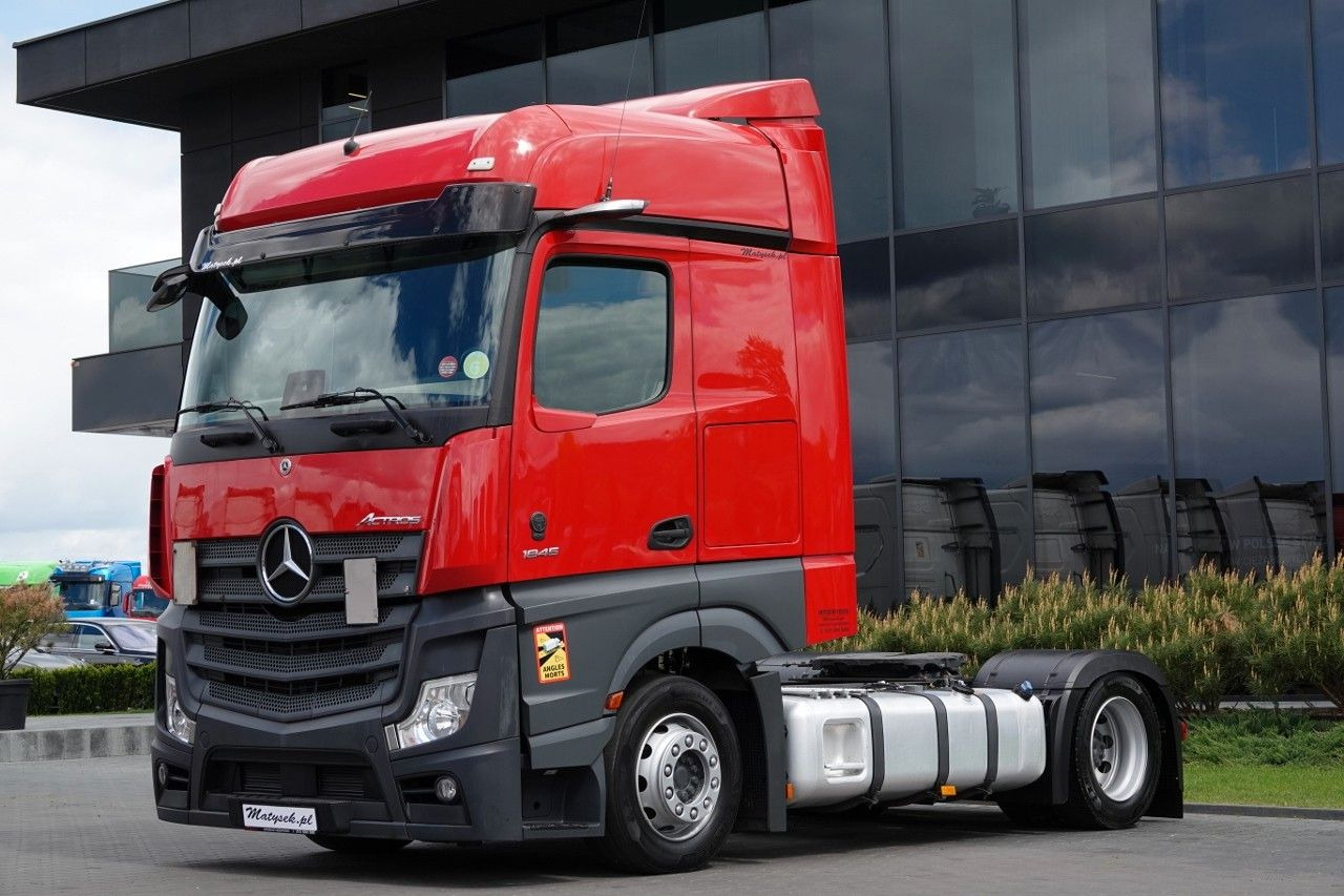 Mercedes-Benz ACTROS 1845 / LOW DECK / MEGA / BIG SPACE / PO K - Sattelzugmaschine: das Bild 2 Mercedes-Benz ACTROS 1845 / LOW DECK / MEGA / BIG SPACE / PO K - Sattelzugmaschine: das Bild 2