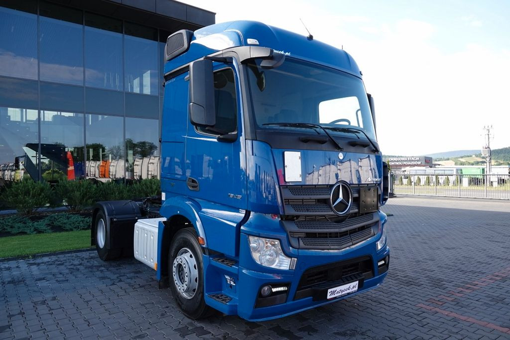 Mercedes-Benz ACTROS 1845 / RETARDER / 380 tys.km. / SPROWADZO - Sattelzugmaschine: das Bild 3 Mercedes-Benz ACTROS 1845 / RETARDER / 380 tys.km. / SPROWADZO - Sattelzugmaschine: das Bild 3