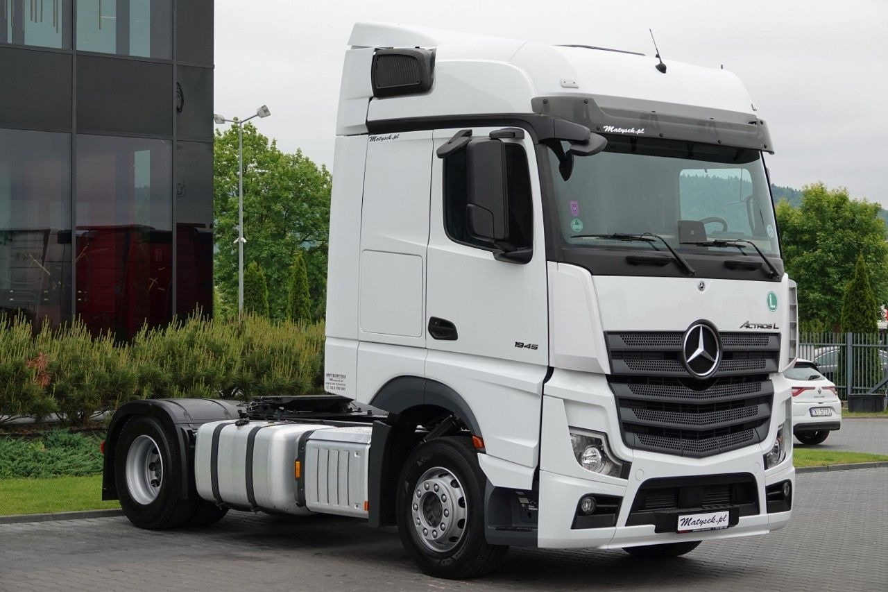 Mercedes-Benz ACTROS L 1945 / BIG SPACE / 20223 R / PO KONTR - Sattelzugmaschine: das Bild 1 Mercedes-Benz ACTROS L 1945 / BIG SPACE / 20223 R / PO KONTR - Sattelzugmaschine: das Bild 1
