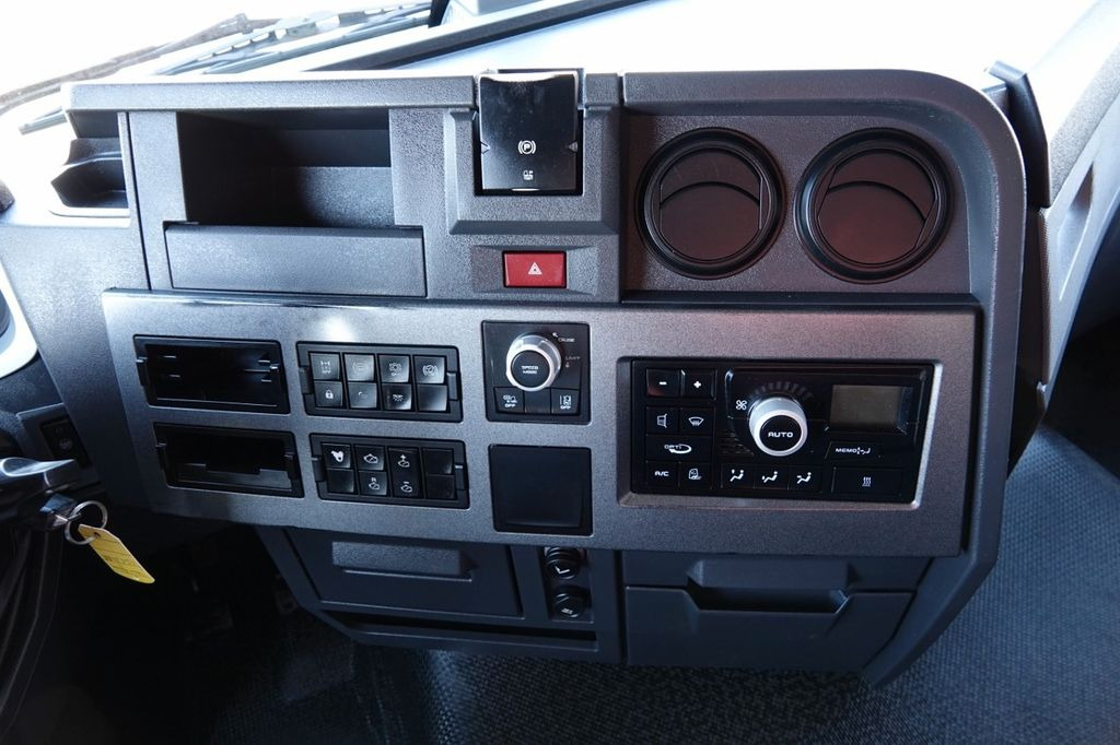 Sattelzugmaschine Renault T 460 /  HYDRAULIKA / SPROWADZONY / PO ZŁOTYM KO: das Bild 16