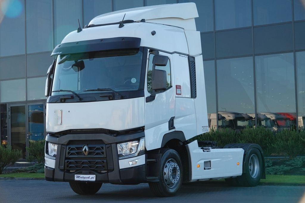 Renault T 480 / 13L / 2017 ROK Renault T 480 / 13L / 2017 ROK - Sattelzugmaschine: das Bild 2 Renault T 480 / 13L / 2017 ROK Renault T 480 / 13L / 2017 ROK - Sattelzugmaschine: das Bild 2
