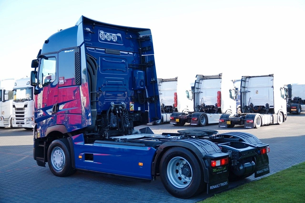 Renault T 520 / 13 L / RETARDER / I-PARK COOL / SKÓRY / Renault T 520 / 13 L / RETARDER / I-PARK COOL / SKÓRY / - Sattelzugmaschine: das Bild 4 Renault T 520 / 13 L / RETARDER / I-PARK COOL / SKÓRY / Renault T 520 / 13 L / RETARDER / I-PARK COOL / SKÓRY / - Sattelzugmaschine: das Bild 4