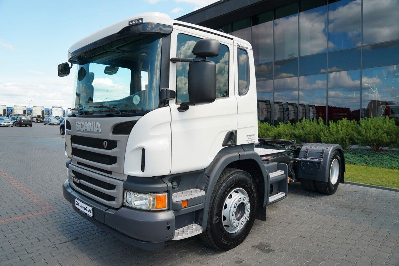 Scania P 360 / DZIENNA KABINA / 2015 ROK / 275 TYS. KM. - Sattelzugmaschine: das Bild 4 Scania P 360 / DZIENNA KABINA / 2015 ROK / 275 TYS. KM. - Sattelzugmaschine: das Bild 4