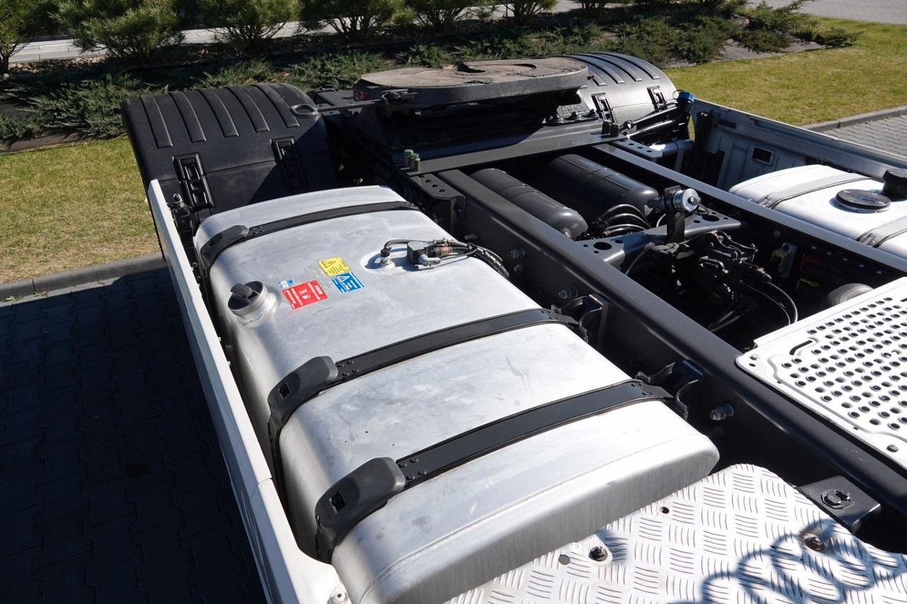 Sattelzugmaschine Scania R 450 / RETARDER / NISKA KABINA / HYDRAULIKA /: das Bild 10 Sattelzugmaschine Scania R 450 / RETARDER / NISKA KABINA / HYDRAULIKA /: das Bild 10