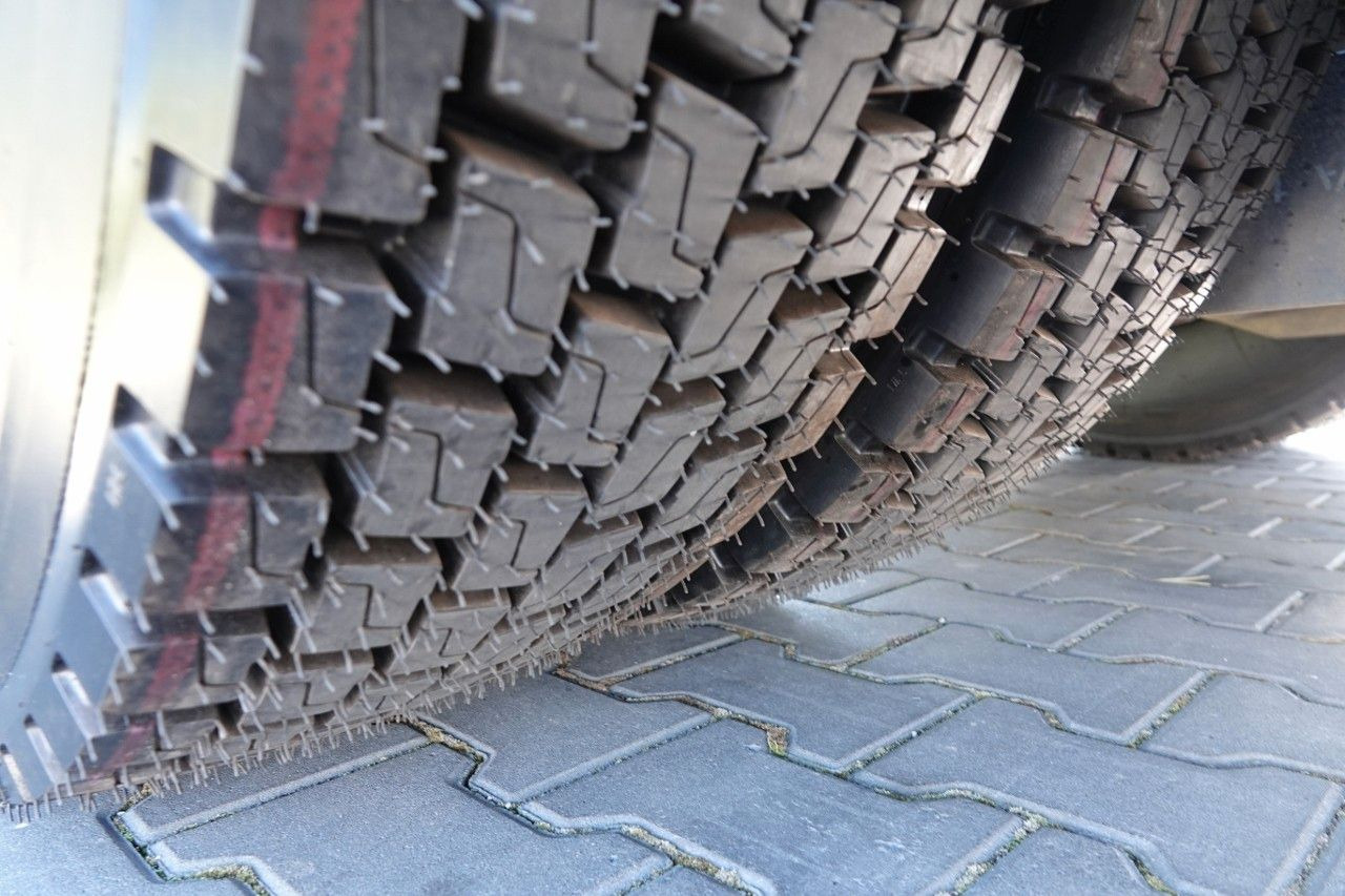 Sattelzugmaschine Scania R 450 / RETARDER / NISKA KABINA / HYDRAULIKA /: das Bild 11 Sattelzugmaschine Scania R 450 / RETARDER / NISKA KABINA / HYDRAULIKA /: das Bild 11