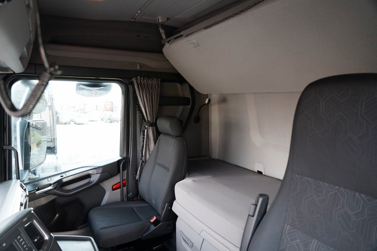 Sattelzugmaschine Scania S 450 / I-PARK COOL / FULL AIRMATIC   / NAVI: das Bild 25