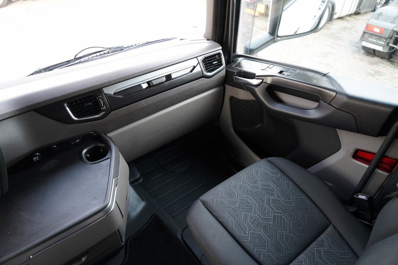 Sattelzugmaschine Scania S 450 / I-PARK COOL / FULL AIRMATIC   / NAVI: das Bild 32