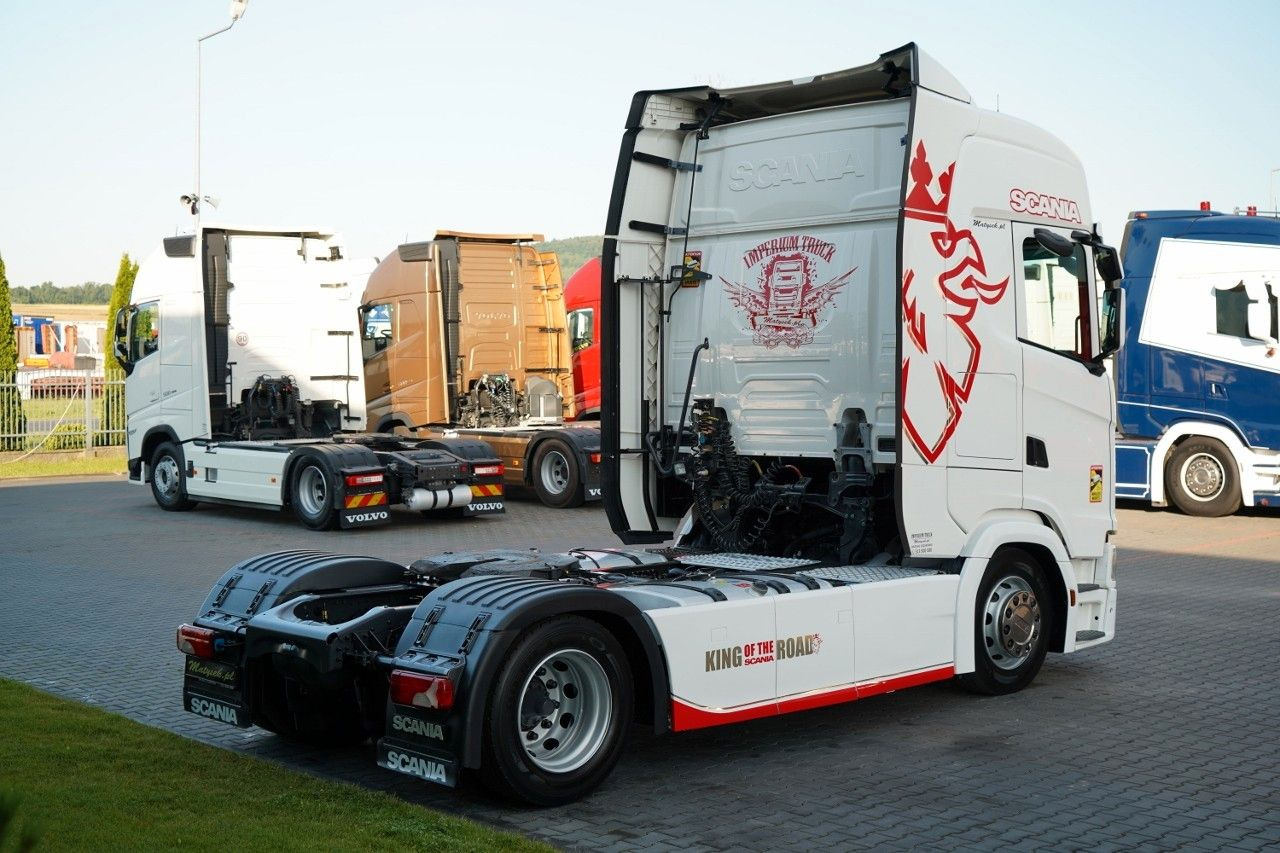 Scania S 500 / MEGA / RETARDER / LOW DECK / PO KONTRAKC - Sattelzugmaschine: das Bild 4 Scania S 500 / MEGA / RETARDER / LOW DECK / PO KONTRAKC - Sattelzugmaschine: das Bild 4