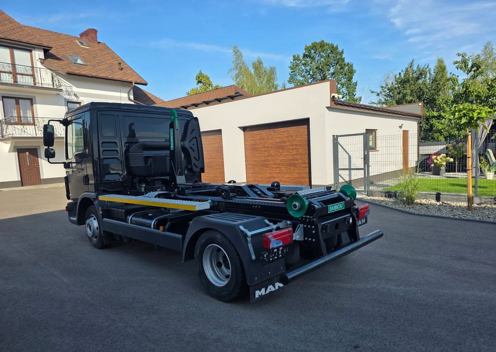 MAN TGL 12.250 nowe urządzenie hakowe SKIBICKI HKS 8/3300 ATEGO / TGM - Abrollkipper: das Bild 3 MAN TGL 12.250 nowe urządzenie hakowe SKIBICKI HKS 8/3300 ATEGO / TGM - Abrollkipper: das Bild 3