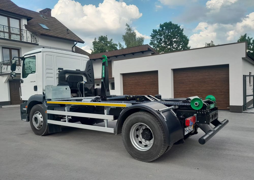 MAN TGM 18.290 - Abrollkipper: das Bild 5 MAN TGM 18.290 - Abrollkipper: das Bild 5