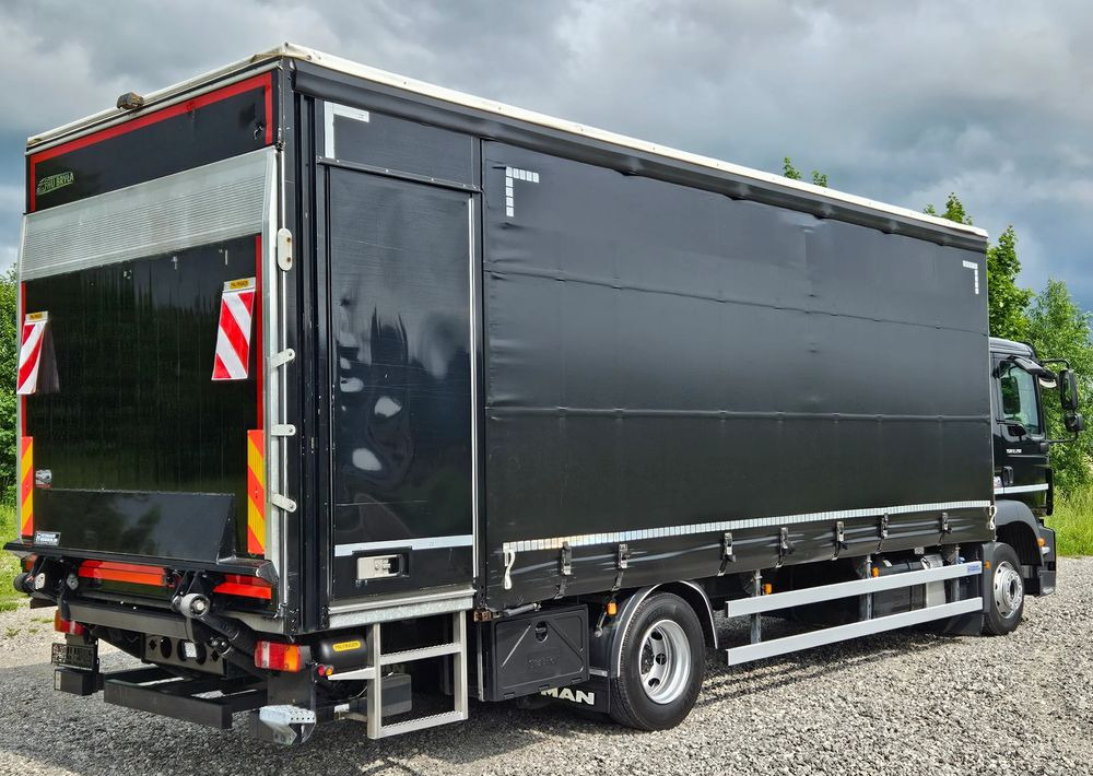 MAN TGM 12.290/15.290/E6/FIRANKA/BOCZNE DRZWI/BURTO-FIRANKA/18PALET/WINDA/NISKI PRZEBIEG/2018/CAŁY NA PODUSZKACH/SERWISOWANY - Plane LKW: das Bild 3 MAN TGM 12.290/15.290/E6/FIRANKA/BOCZNE DRZWI/BURTO-FIRANKA/18PALET/WINDA/NISKI PRZEBIEG/2018/CAŁY NA PODUSZKACH/SERWISOWANY - Plane LKW: das Bild 3
