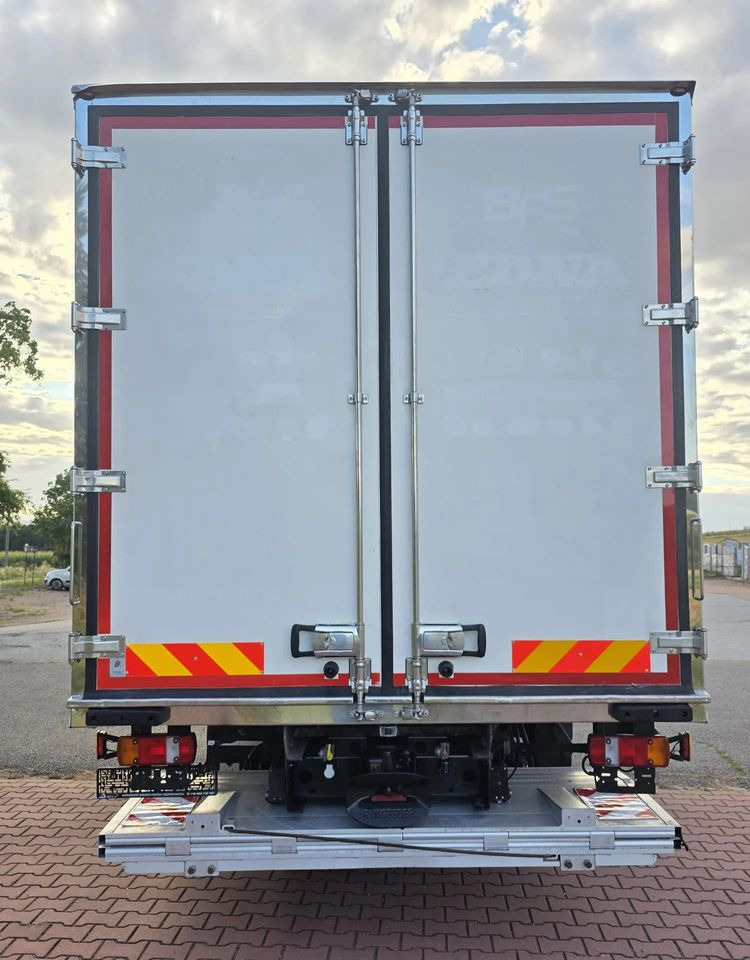 MAN TGM 15.250 / CHŁODNIA / WINDA / 2018 ROK / 230 TYŚ KM / BOCZNE DRZWI / AUTOMAT / SPROWADZONY / E6 / 18 EUROPALET/ - Kühlkoffer LKW: das Bild 5 MAN TGM 15.250 / CHŁODNIA / WINDA / 2018 ROK / 230 TYŚ KM / BOCZNE DRZWI / AUTOMAT / SPROWADZONY / E6 / 18 EUROPALET/ - Kühlkoffer LKW: das Bild 5