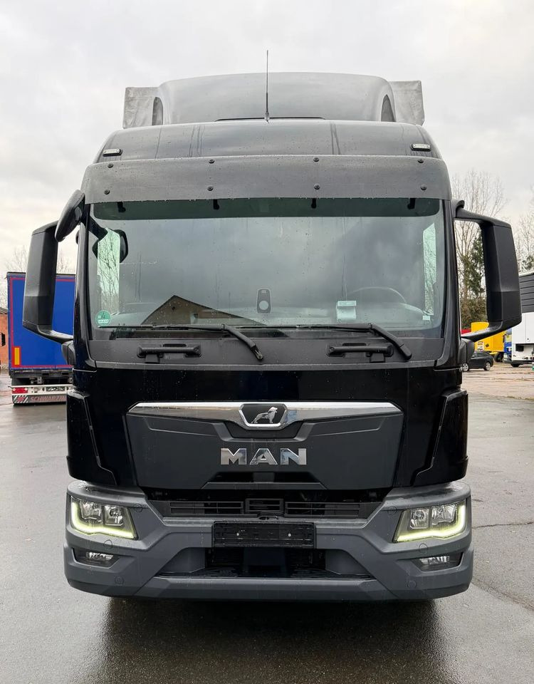 MAN TGM 15.290 / NOWY MODEL / E6 / 18PALET / 7720 ŁADOWNOŚĆ / SERWISOWANY / NOWY TACHOGRAF / NISKI PRZEBIEG / WINDA / FIRANKA / SPROWADZONY / 2022 / NISKI PRZEBIEG /PIERWSZY WŁAŚCICIEL/ - Plane LKW: das Bild 3 MAN TGM 15.290 / NOWY MODEL / E6 / 18PALET / 7720 ŁADOWNOŚĆ / SERWISOWANY / NOWY TACHOGRAF / NISKI PRZEBIEG / WINDA / FIRANKA / SPROWADZONY / 2022 / NISKI PRZEBIEG /PIERWSZY WŁAŚCICIEL/ - Plane LKW: das Bild 3