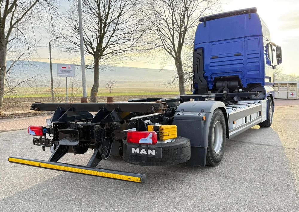 MAN TGX 18.430/SPROWADZONY/DO ŻYWCA/DO BYDŁA/2020/KLIMA POSTOJOWA/SERWISOWANY/JAK NOWY/NISKI PRZEBIEG/RAMA/BDF/E6 - Fahrgestell LKW: das Bild 5 MAN TGX 18.430/SPROWADZONY/DO ŻYWCA/DO BYDŁA/2020/KLIMA POSTOJOWA/SERWISOWANY/JAK NOWY/NISKI PRZEBIEG/RAMA/BDF/E6 - Fahrgestell LKW: das Bild 5