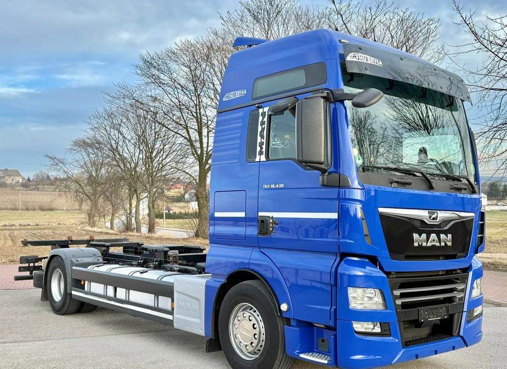 MAN TGX 18.430/SPROWADZONY/DO ŻYWCA/DO BYDŁA/2020/KLIMA POSTOJOWA/SERWISOWANY/JAK NOWY/NISKI PRZEBIEG/RAMA/BDF/E6 - Fahrgestell LKW: das Bild 1 MAN TGX 18.430/SPROWADZONY/DO ŻYWCA/DO BYDŁA/2020/KLIMA POSTOJOWA/SERWISOWANY/JAK NOWY/NISKI PRZEBIEG/RAMA/BDF/E6 - Fahrgestell LKW: das Bild 1