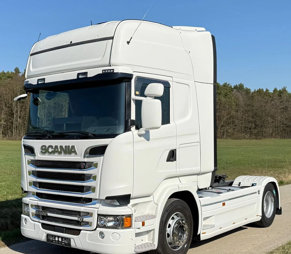 Scania R520/SERWISOWANA/SPROWADZONA/4PODUSZKI TYŁ/RETARDER/NISKI PRZEBIEG - Sattelzugmaschine: das Bild 1 Scania R520/SERWISOWANA/SPROWADZONA/4PODUSZKI TYŁ/RETARDER/NISKI PRZEBIEG - Sattelzugmaschine: das Bild 1