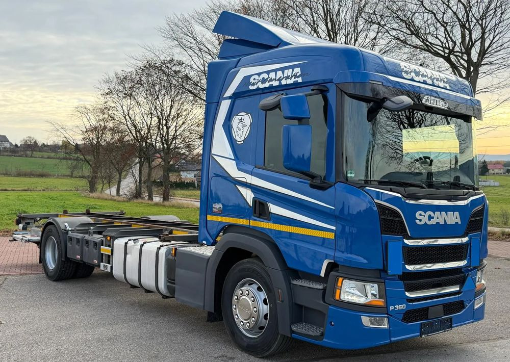 Scania P360 / P410 / BDF / RAMA / FIRANKA / PEŁNA SYPIALKA / WINDA / E6 / CAŁA NA PODUSZKACH / ROZSTAW OSI 5.5M / LAWETA / DO ŻYWCA / DO BYDŁA / DO ZABUDOWY / SPROWADZONA - Fahrgestell LKW: das Bild 2 Scania P360 / P410 / BDF / RAMA / FIRANKA / PEŁNA SYPIALKA / WINDA / E6 / CAŁA NA PODUSZKACH / ROZSTAW OSI 5.5M / LAWETA / DO ŻYWCA / DO BYDŁA / DO ZABUDOWY / SPROWADZONA - Fahrgestell LKW: das Bild 2