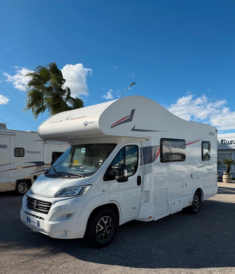 Rimor SEAL 3 - Alkoven Wohnmobil: das Bild 3 Rimor SEAL 3 - Alkoven Wohnmobil: das Bild 3