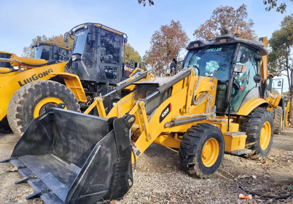 CAT 420 F Caterpillar 420F backhoe loader - Baggerlader: das Bild 3 CAT 420 F Caterpillar 420F backhoe loader - Baggerlader: das Bild 3