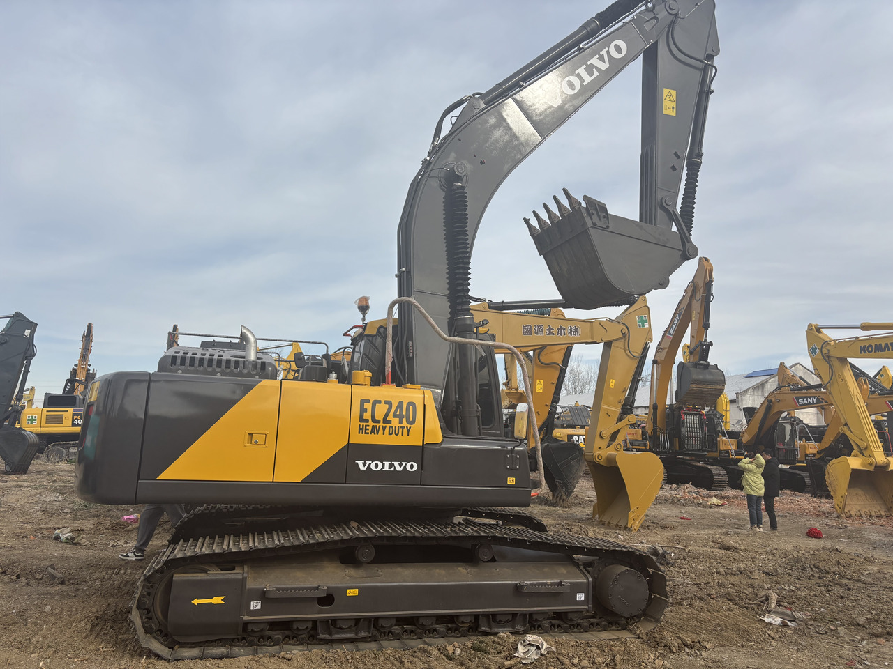 Volvo EC 240 - Kettenbagger: das Bild 1 Volvo EC 240 - Kettenbagger: das Bild 1