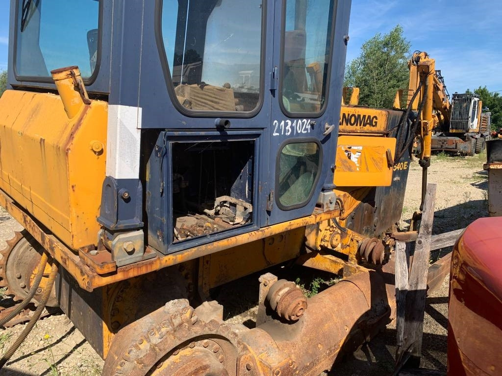 Hanomag D 540 E FOR PARTS - Bulldozer: das Bild 4 Hanomag D 540 E FOR PARTS - Bulldozer: das Bild 4