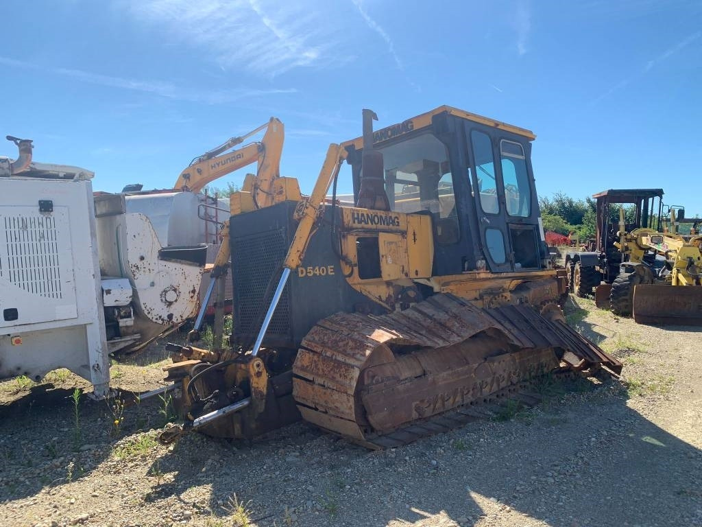 Hanomag D 540 E FOR PARTS - Bulldozer: das Bild 1 Hanomag D 540 E FOR PARTS - Bulldozer: das Bild 1