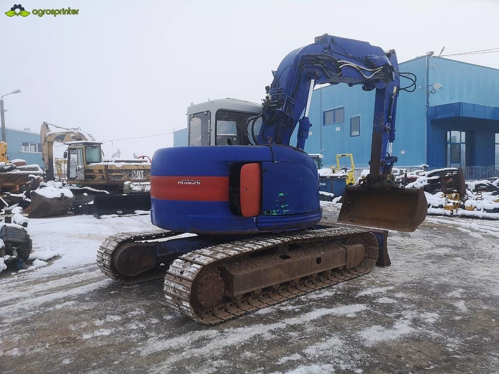 Hitachi EX 135 UR - Kettenbagger: das Bild 4 Hitachi EX 135 UR - Kettenbagger: das Bild 4