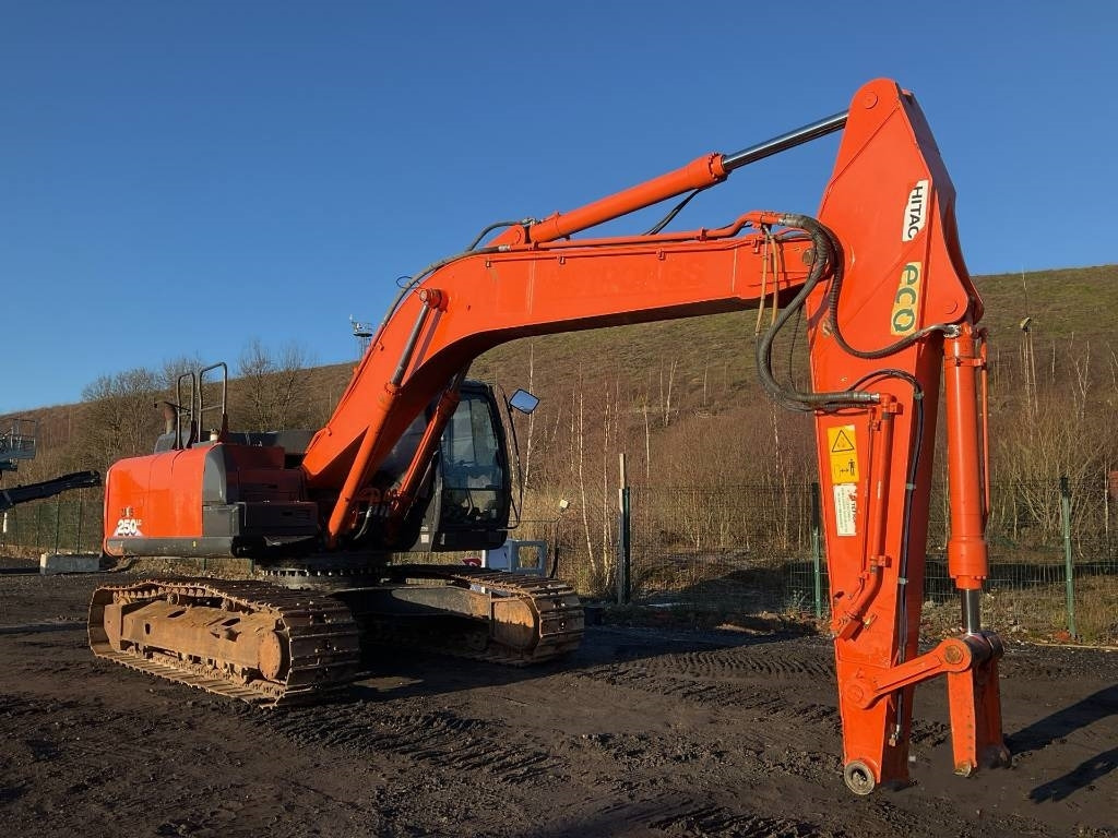Hitachi ZX 250 LC-6 - Kettenbagger: das Bild 4 Hitachi ZX 250 LC-6 - Kettenbagger: das Bild 4
