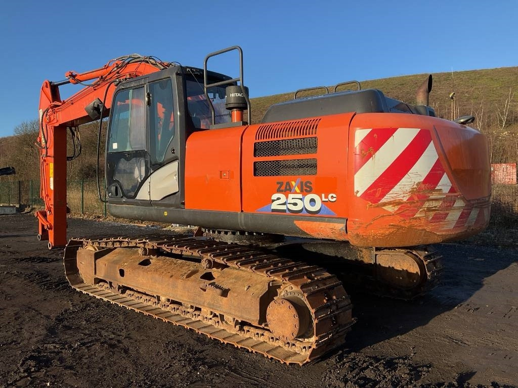 Hitachi ZX 250 LC-6 - Kettenbagger: das Bild 2 Hitachi ZX 250 LC-6 - Kettenbagger: das Bild 2