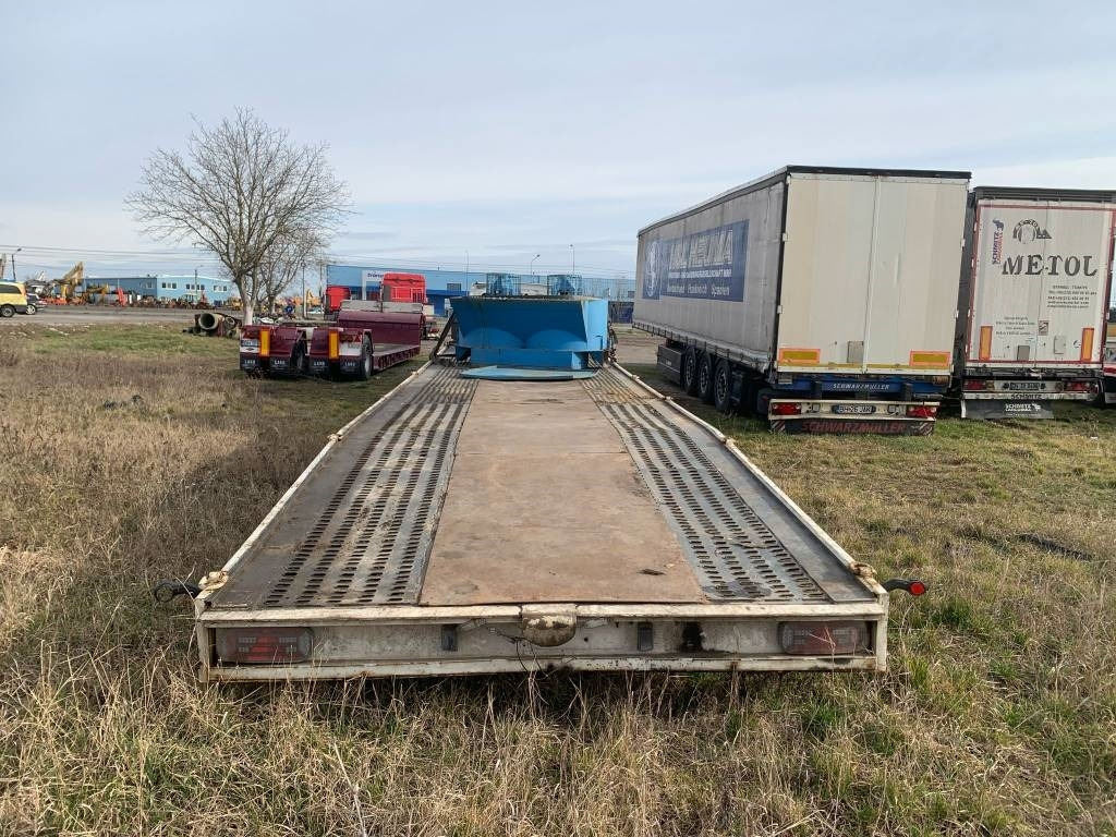 Minisattelzug, Transporter mit Doppelkabine Iveco 40C 15: das Bild 6