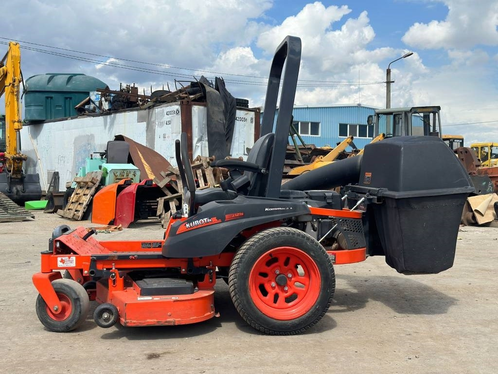Kubota Z121S - Rasenmäher: das Bild 2 Kubota Z121S - Rasenmäher: das Bild 2