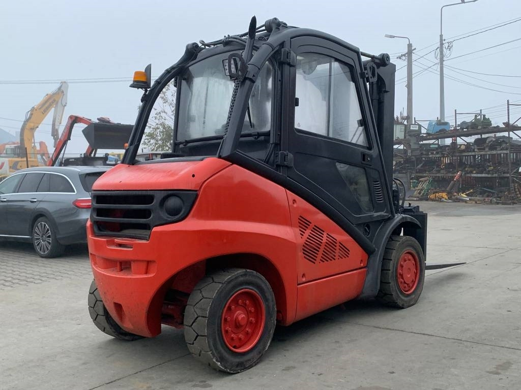 Linde H 40 D - Dieselstapler: das Bild 3 Linde H 40 D - Dieselstapler: das Bild 3