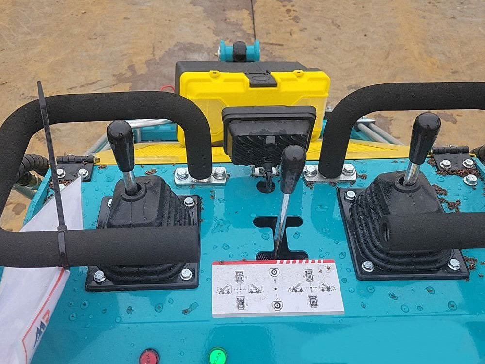 Machpro MPS330 - Kompaktlader: das Bild 4 Machpro MPS330 - Kompaktlader: das Bild 4