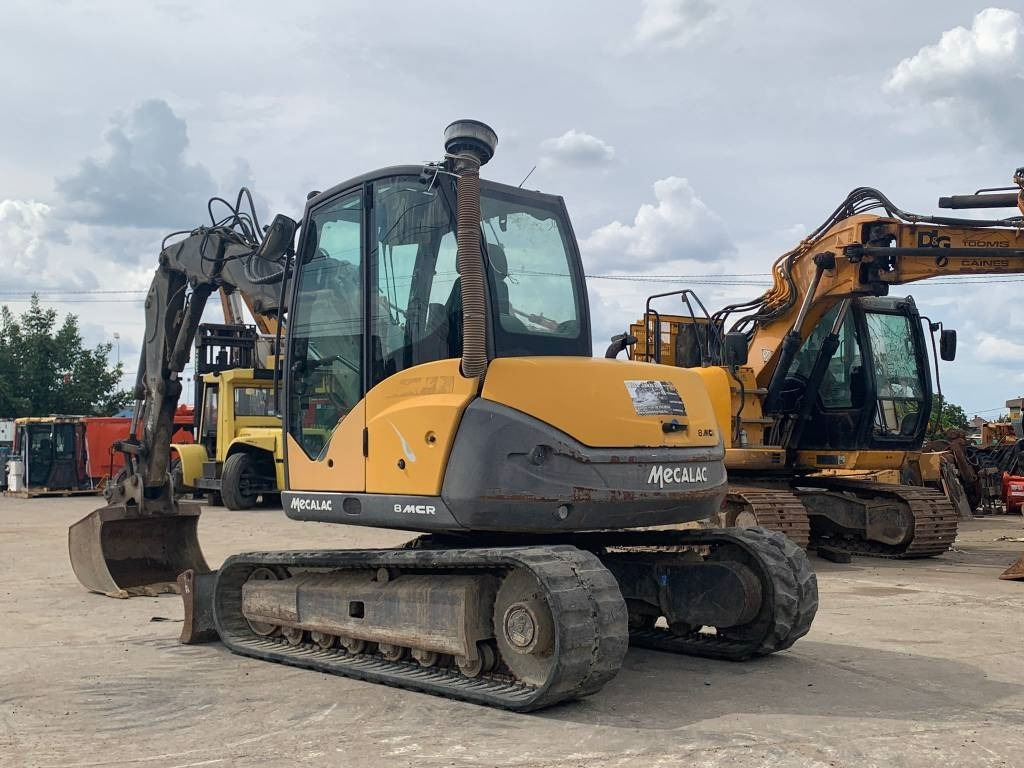 Mecalac 8 M CR - Minibagger: das Bild 3 Mecalac 8 M CR - Minibagger: das Bild 3