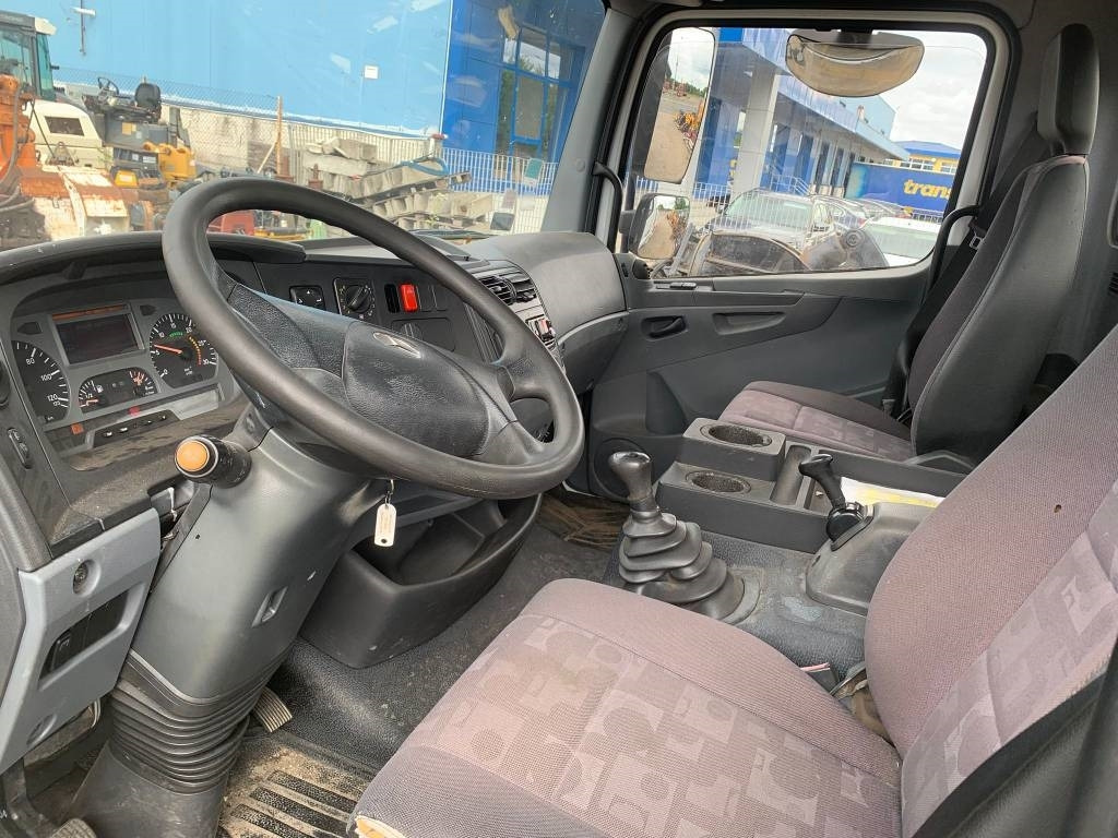 Leasing für Mercedes-Benz Atego 818  Mercedes-Benz Atego 818: das Bild 9