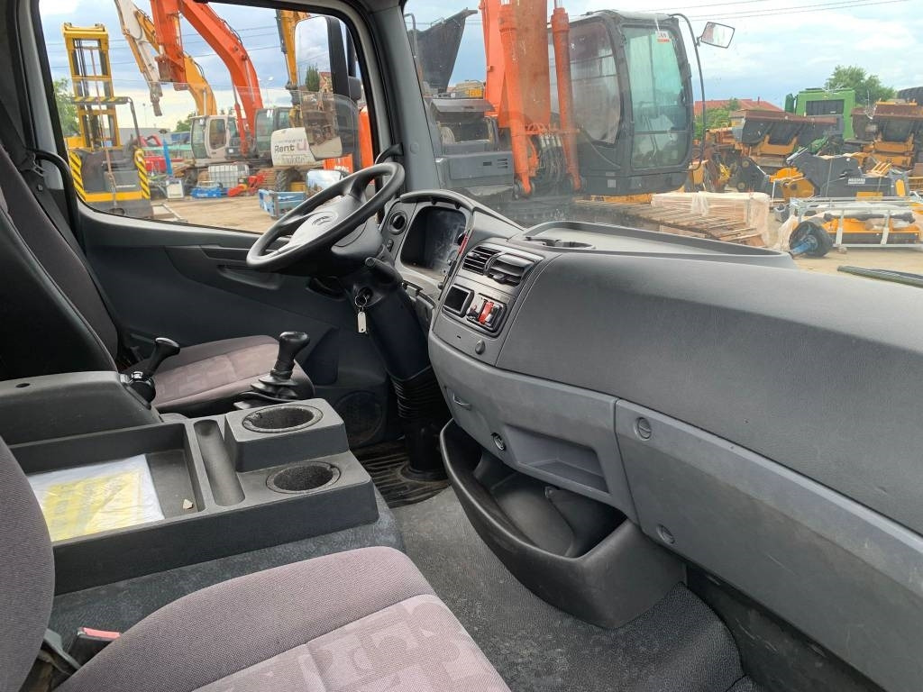 Leasing für Mercedes-Benz Atego 818  Mercedes-Benz Atego 818: das Bild 10