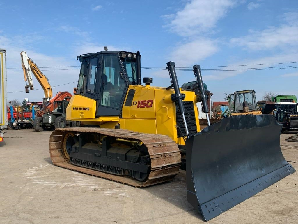New Holland D 150 - Bulldozer: das Bild 1 New Holland D 150 - Bulldozer: das Bild 1