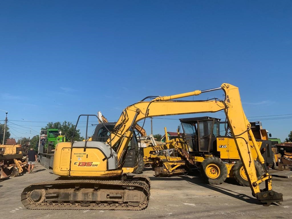 New Holland E 135 SR - Kettenbagger: das Bild 2 New Holland E 135 SR - Kettenbagger: das Bild 2