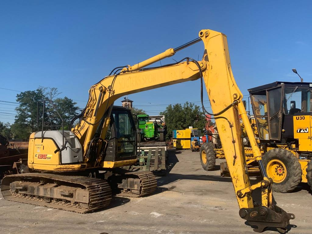 New Holland E 135 SR - Kettenbagger: das Bild 1 New Holland E 135 SR - Kettenbagger: das Bild 1