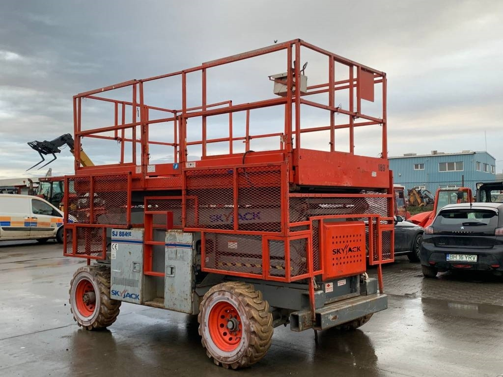 SkyJack SJ 8841 - Scherenbühne: das Bild 2 SkyJack SJ 8841 - Scherenbühne: das Bild 2