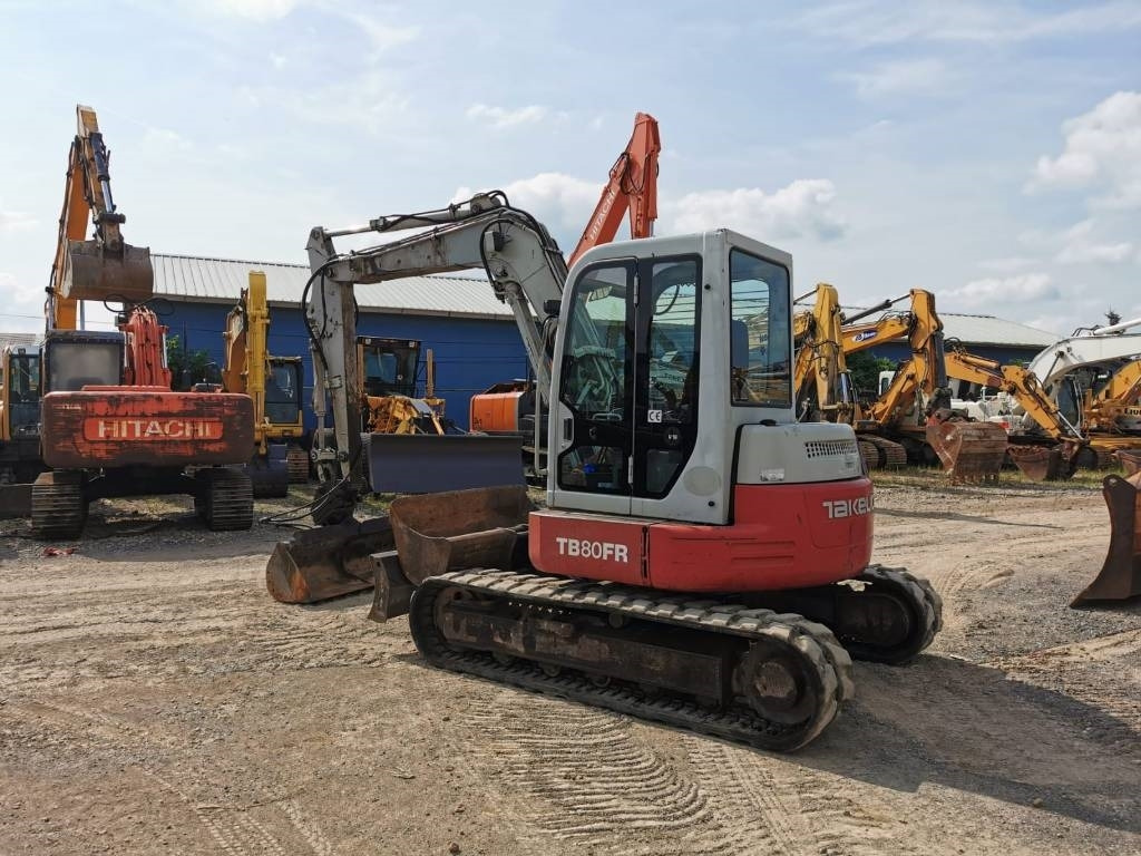 Takeuchi TB80FR - Minibagger: das Bild 3 Takeuchi TB80FR - Minibagger: das Bild 3