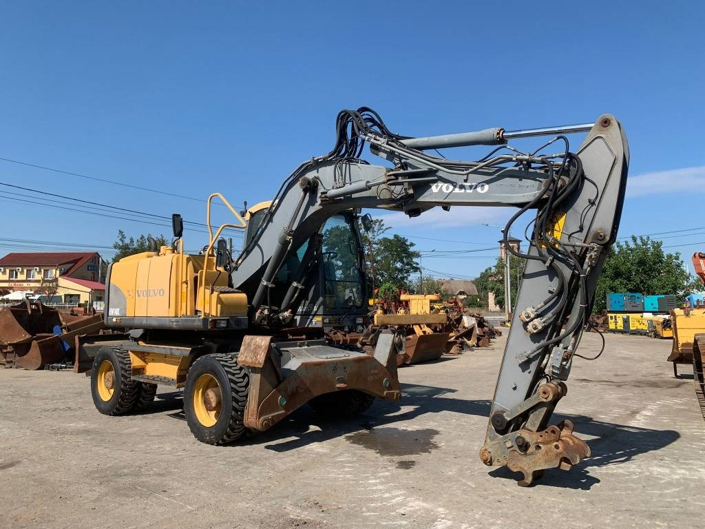 Mobilbagger Volvo EW 140 C: das Bild 7