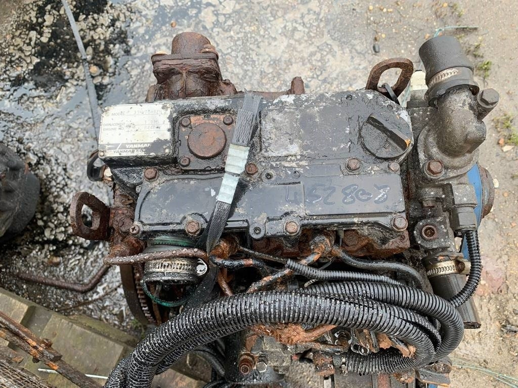 Yanmar 3TNV76 ENGINE - Motor für Baumaschine: das Bild 2 Yanmar 3TNV76 ENGINE - Motor für Baumaschine: das Bild 2