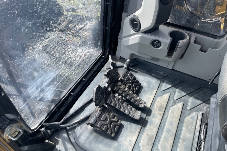 CATERPILLAR 340F - Kettenbagger: das Bild 5 CATERPILLAR 340F - Kettenbagger: das Bild 5