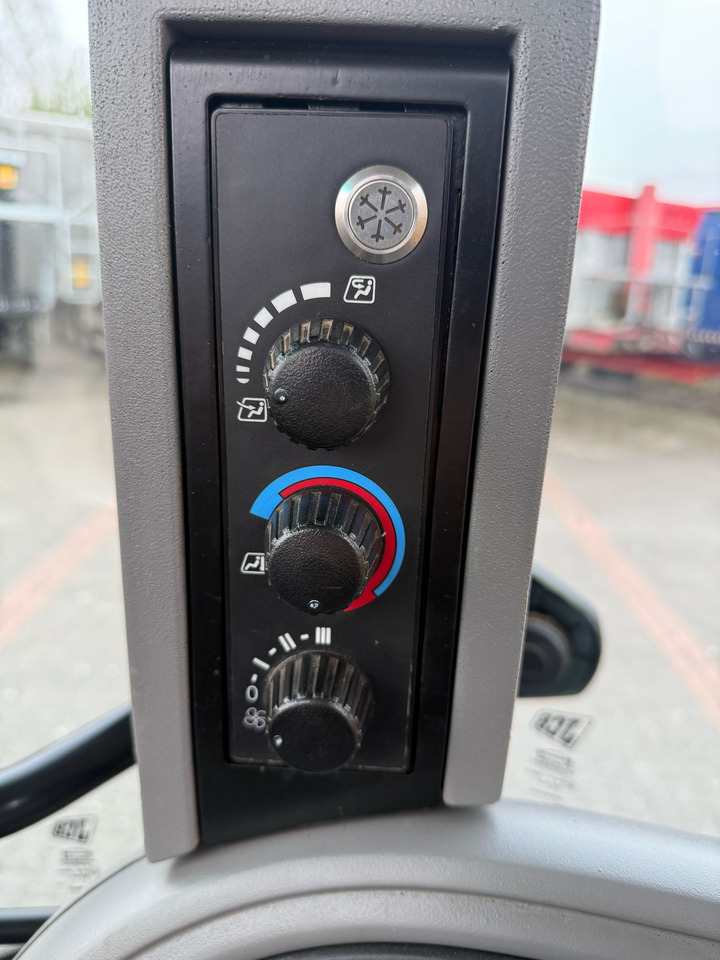 JCB 3CX - Baggerlader: das Bild 4 JCB 3CX - Baggerlader: das Bild 4