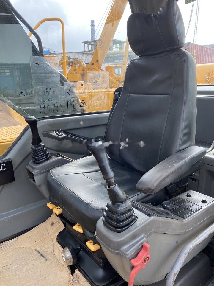 Volvo EC210BLC - Kettenbagger: das Bild 1 Volvo EC210BLC - Kettenbagger: das Bild 1